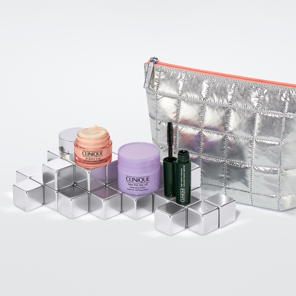 Clinique Gift Set with make up bag buy